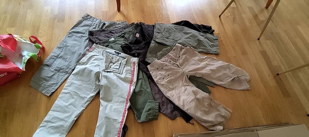 Hosen Gr 42