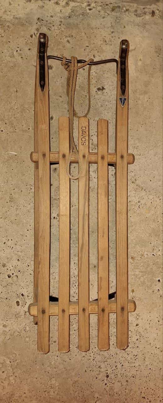 Alter Davoser Holzschlitten