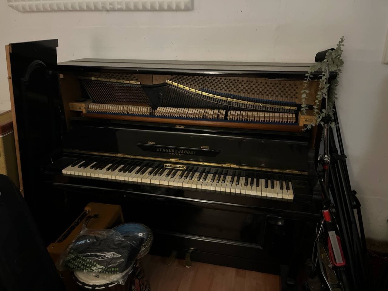 Klavier H. Bachmann - abzuholen