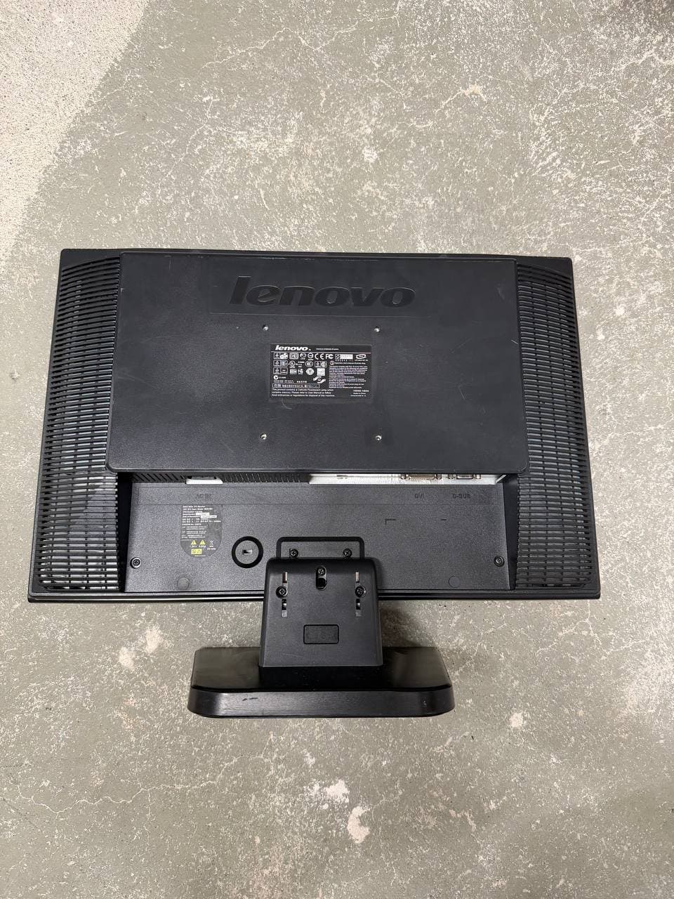 17-Zoll Monitor Lenovo