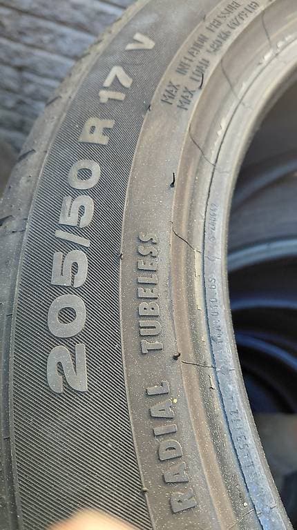 4 Pneus d'été