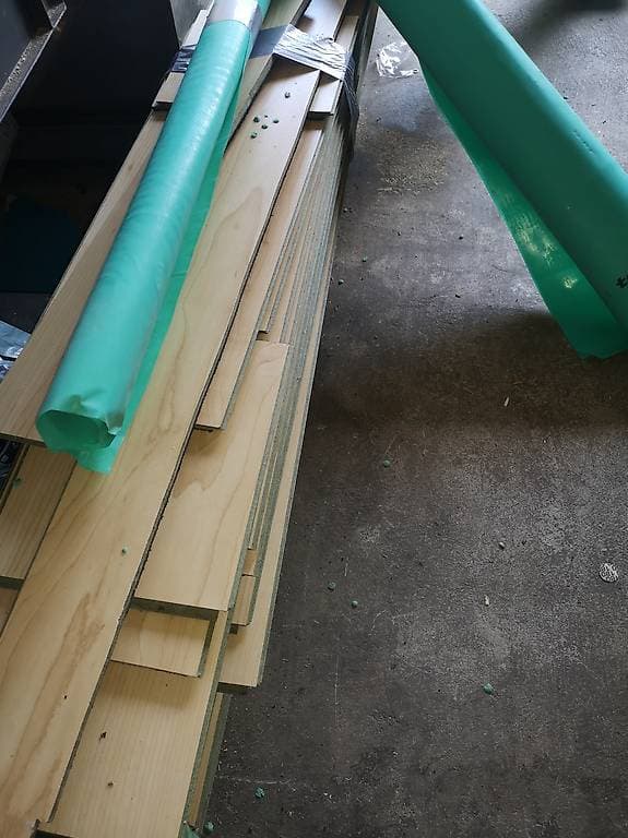 Laminat in 5734 Reinach