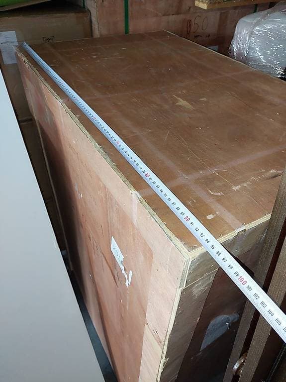 Holzkiste (Palette) mit einer Tragfähigkeit von 300 kg