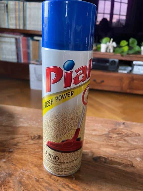 A donner: aérosol mousse pour tapis