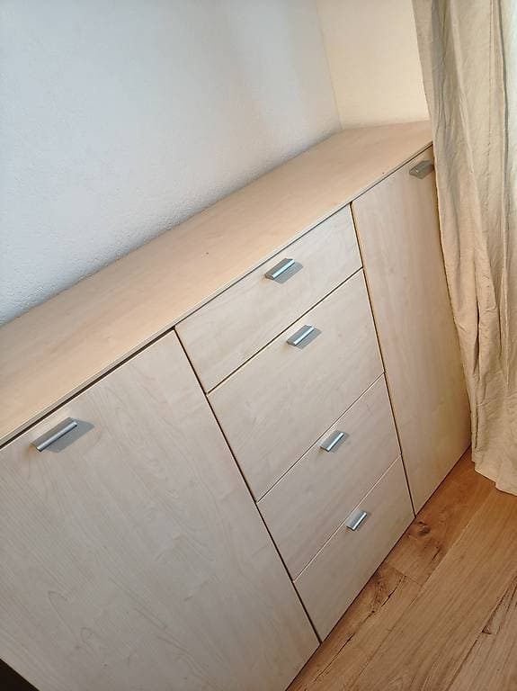 Schöne Kommode gratis