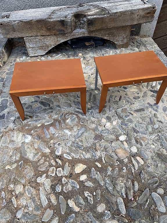Table ronde pied central style louis-Philir