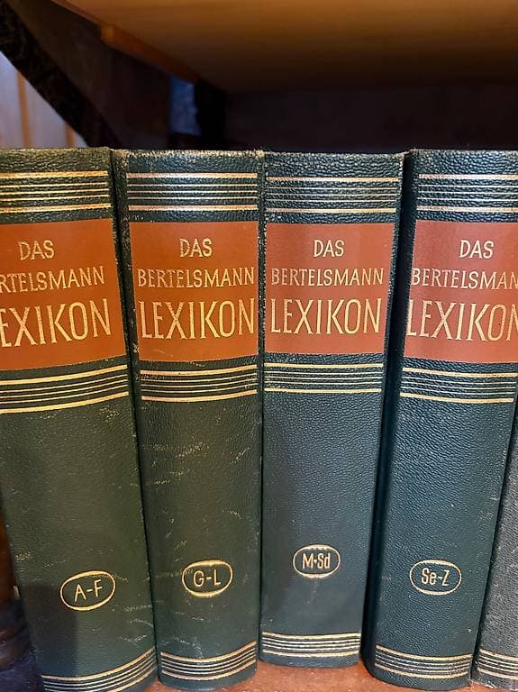 Lexika und illustrierten Tierbuch