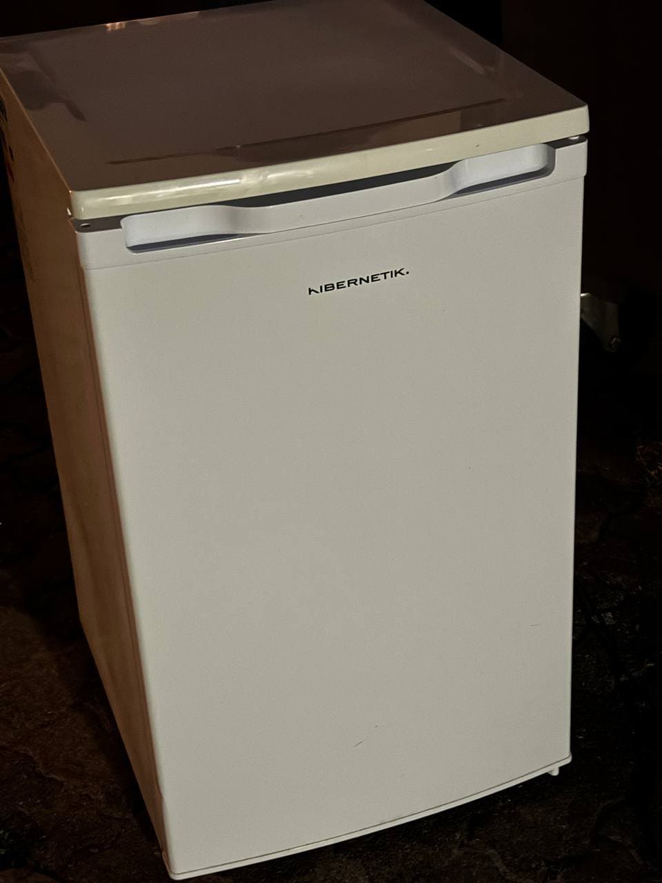 Kühlschrank Nibernetik