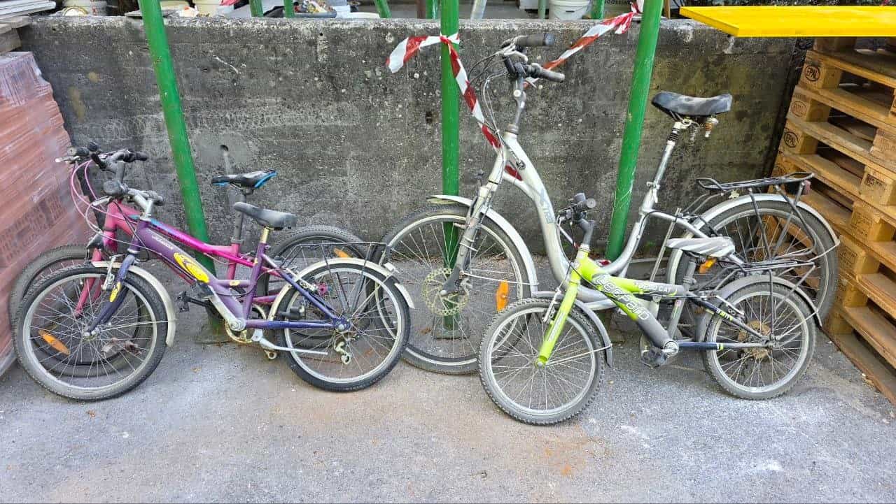 Fahrräder zu verschenken