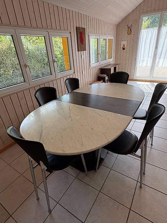 Table avec 6 chaises