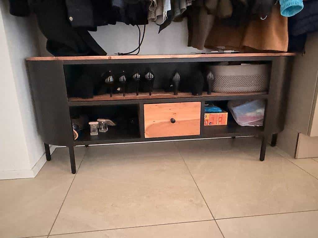 Schuhschrank