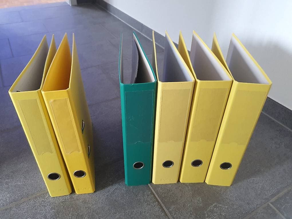 Ordner gratis abzugeben